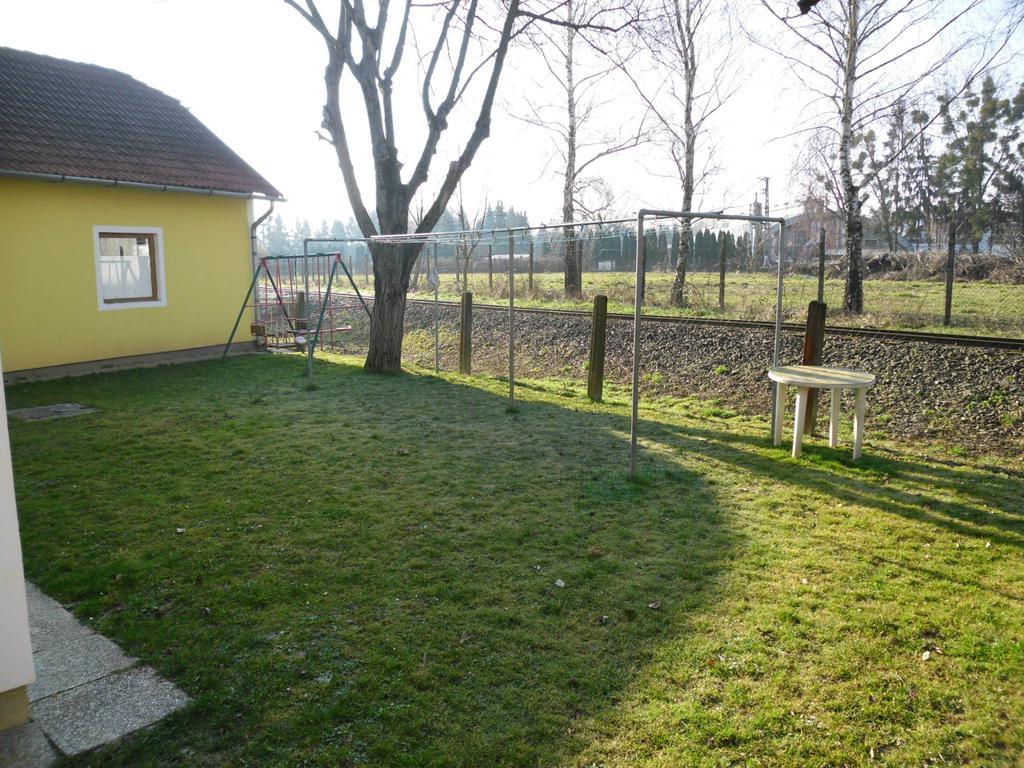 Pension Heidi Lenti Exterior foto